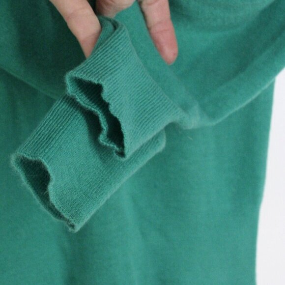 VTG Sz S/M Aristocrat Green V-Neck Tight Knit Pullover Sweater - Picture 5 of 10